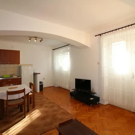 Apartment Centre Free Parking Makarska